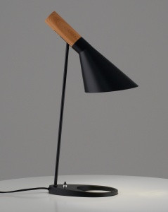 Лампа настольная Moderli V11333-1T Turin цена 8 990 ₽ Лампа настольная Moderli V11333-1T Turin