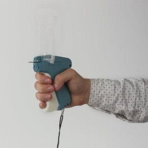 Пистолет-маркиратор игловой, тонкая игла, BRAUBERG, 291038 цена 977 ₽ Пистолет-маркиратор игловой, тонкая игла, BRAUBERG, 291038